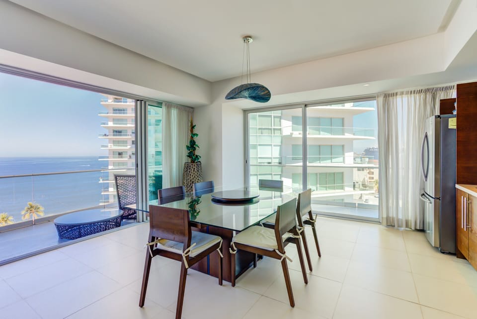 Diving area with ocean views