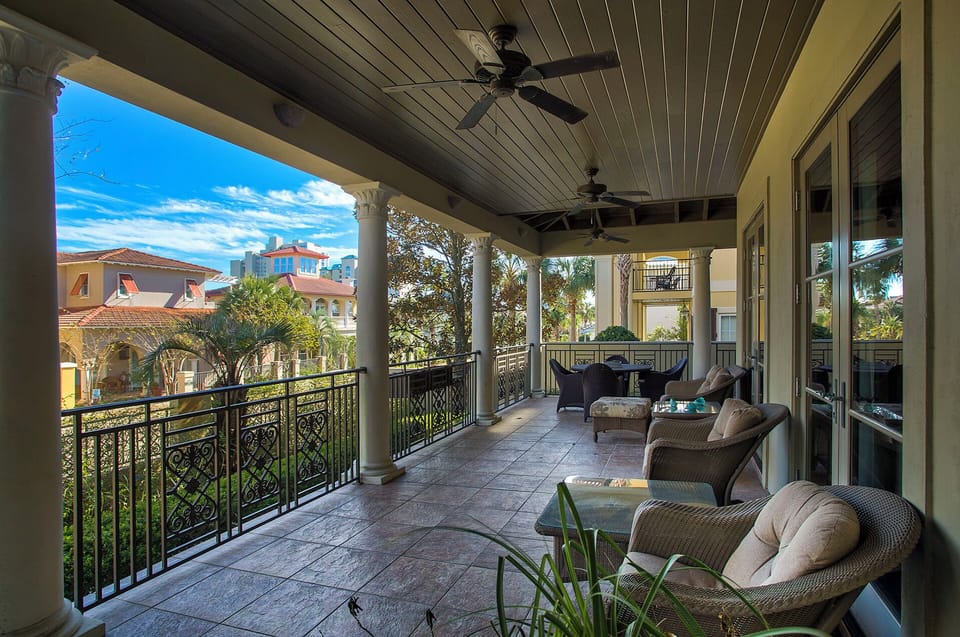 20-Shore-Beach-Working-Main-Balcony