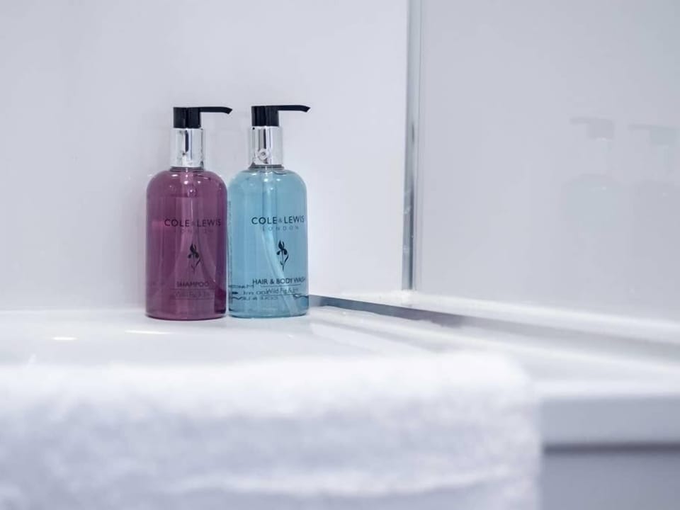 Quality amenities provided (1)