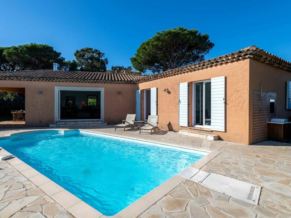 Property, House, Home, Swimming Pool, Building, Real Estate, Estate, Villa, Residential Area, Architecture
