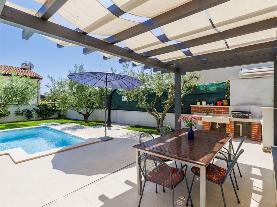 Outdoor Furniture, Furniture, Swimming Pool, Shade, Chair, Composite Material, Outdoor Structure, Resort, Eco Hotel, Garden