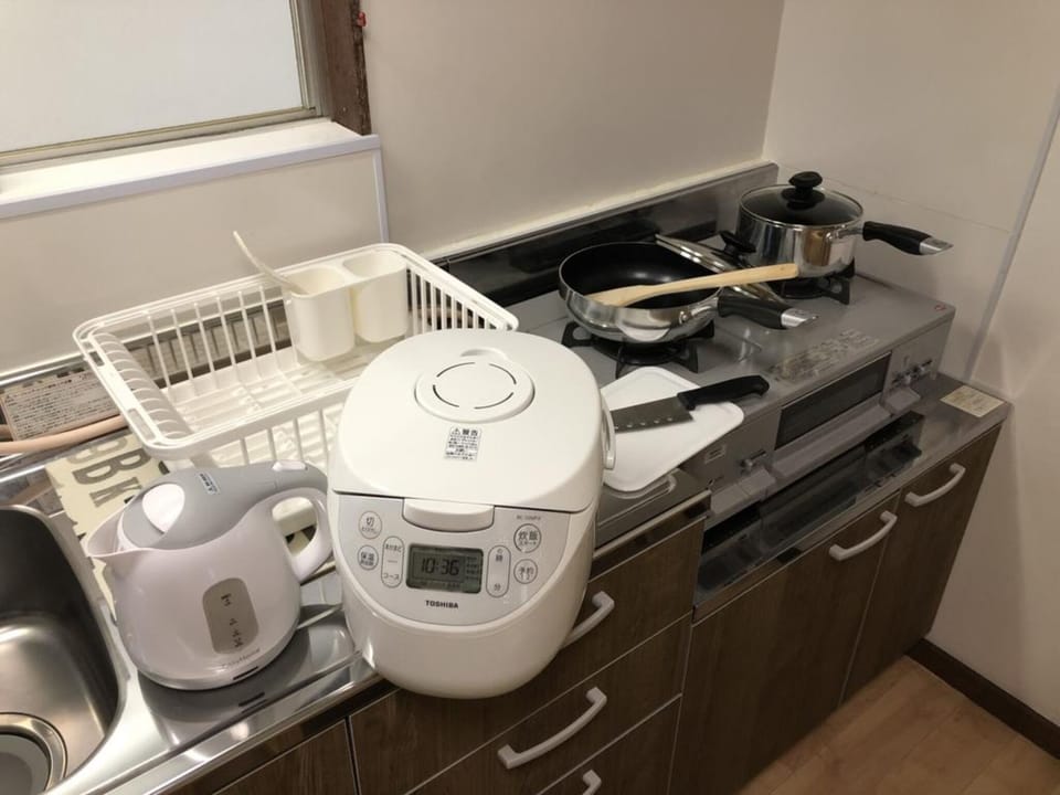 Kitchen utensils