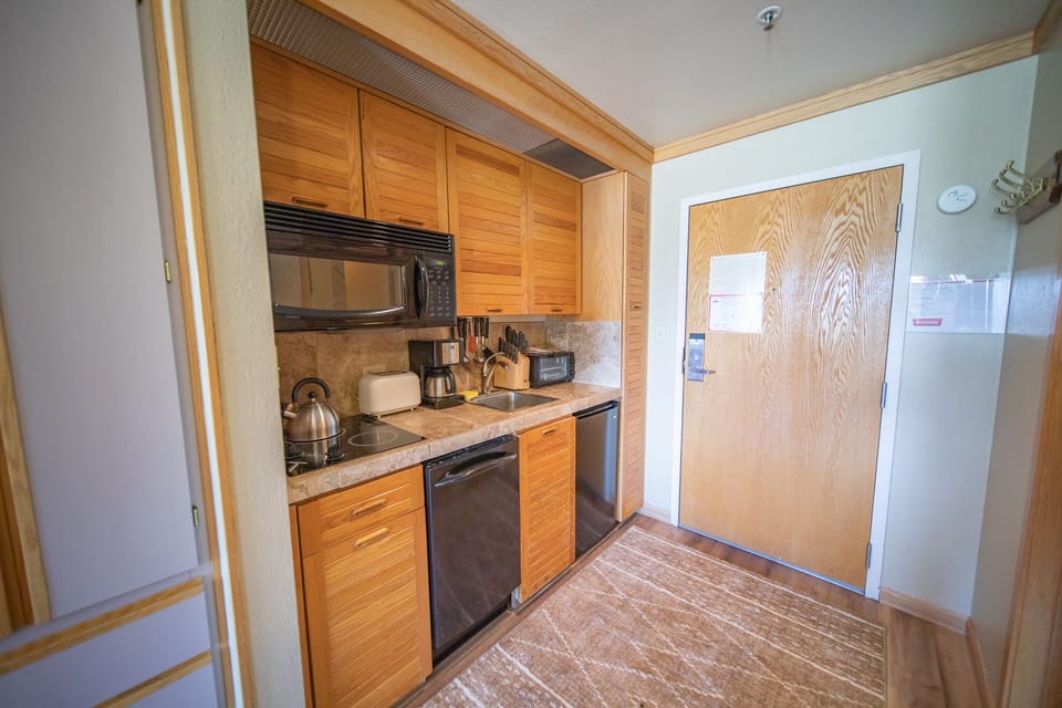 Kitchenette and front door
