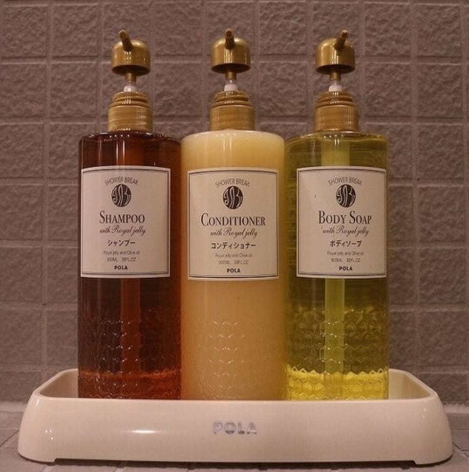 Bathroom amenities