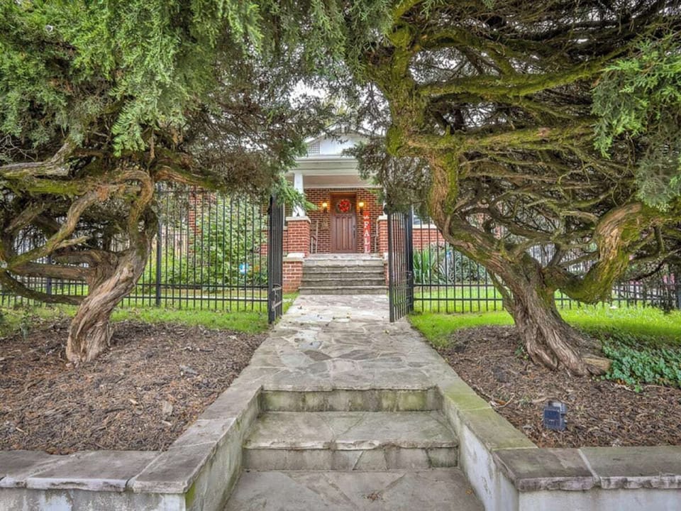 Welcome to Apple Cottage!