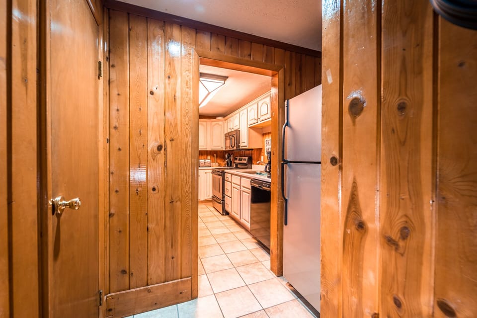 Elevation Vacation Rentals - Land's End 10 (3)