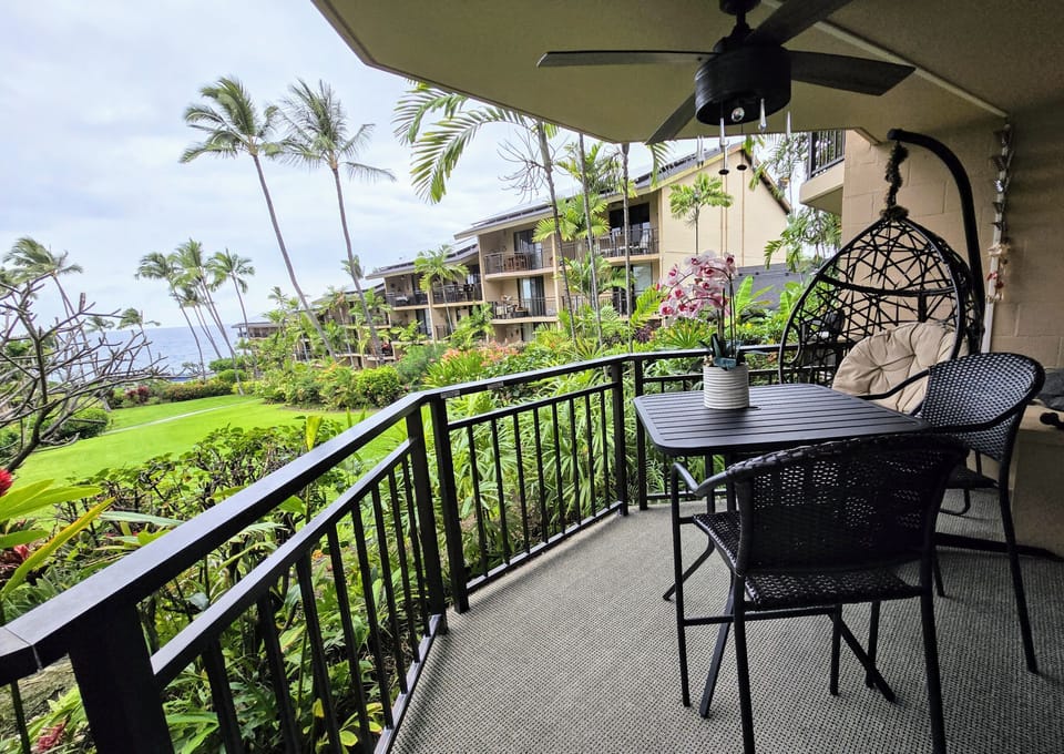 Oceanfront lanai 