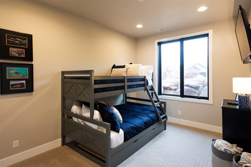Lower Level - Kids Bedroom