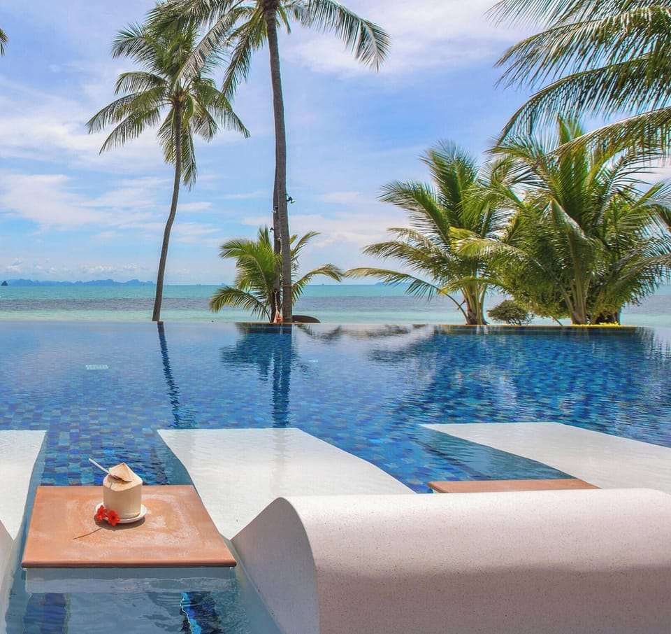 8 Bedroom 8 Bathroom Villa in  Lipa Noi, Samui - Sleeps 20 guests including kids