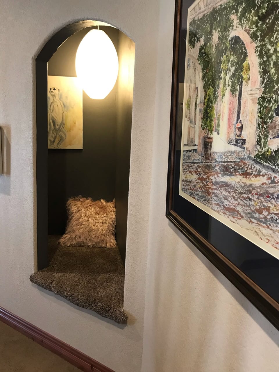 Small relaxation niche for the kid in everyone