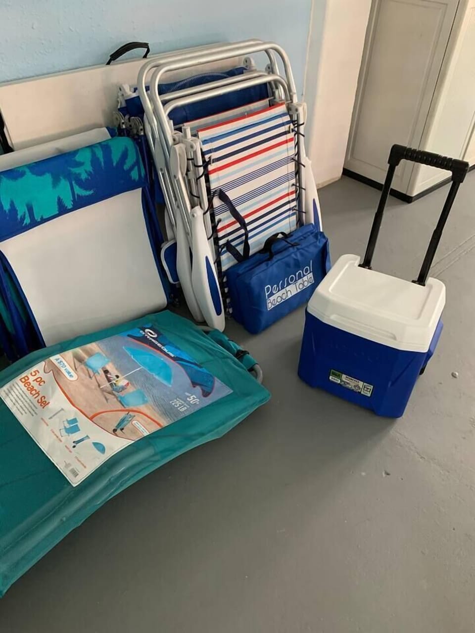 So many beach and pool items for guest use!