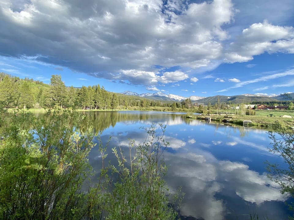 Gorgeous scenic views among nearby trails