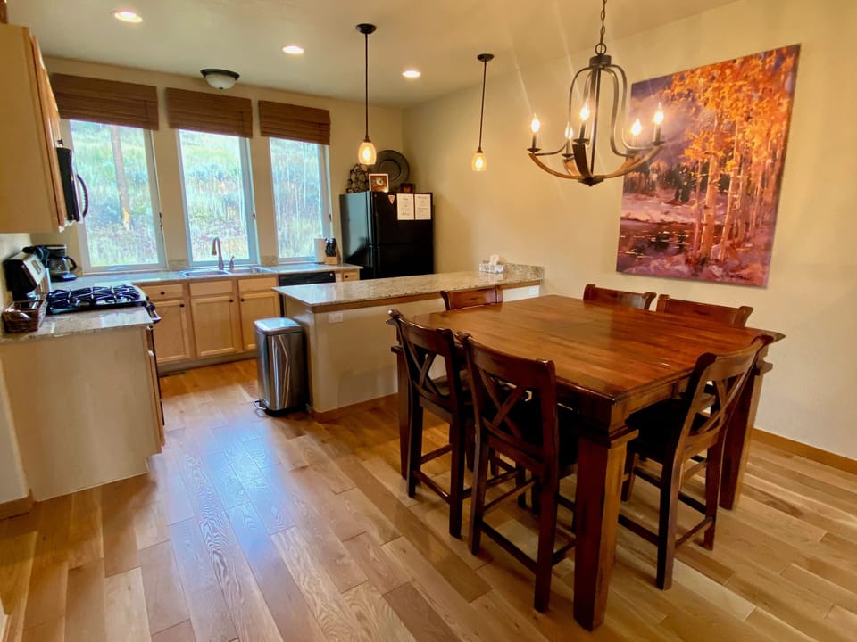 Dining area adjacent to kitchen for eating and entertaining