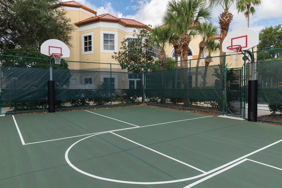 Sport court