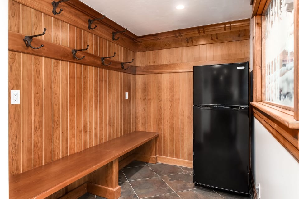Mudroom right when you walk into the unit