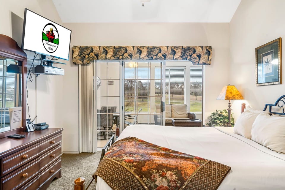 Master Bed Room