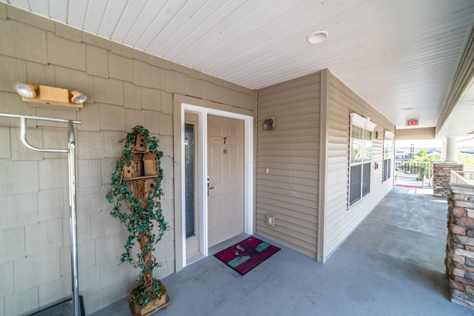 Unit Entrance