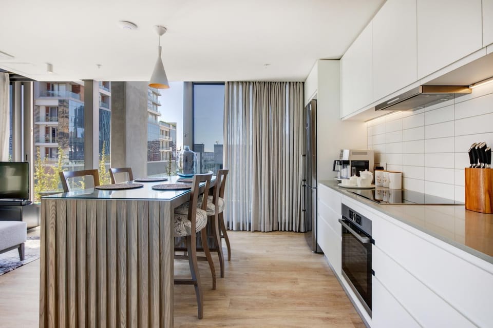 Luxury De Waterkant Loft Retreat 3