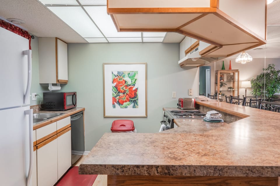 Full Kitchen