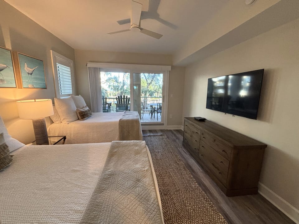 Guest Bedroom at 107 Windsor Place