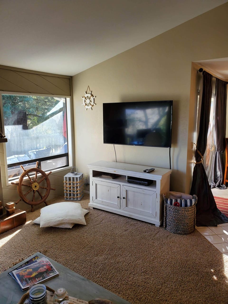 Living Room (Upstairs)