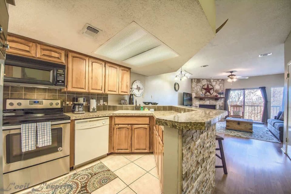 Fully stocked kitchen.