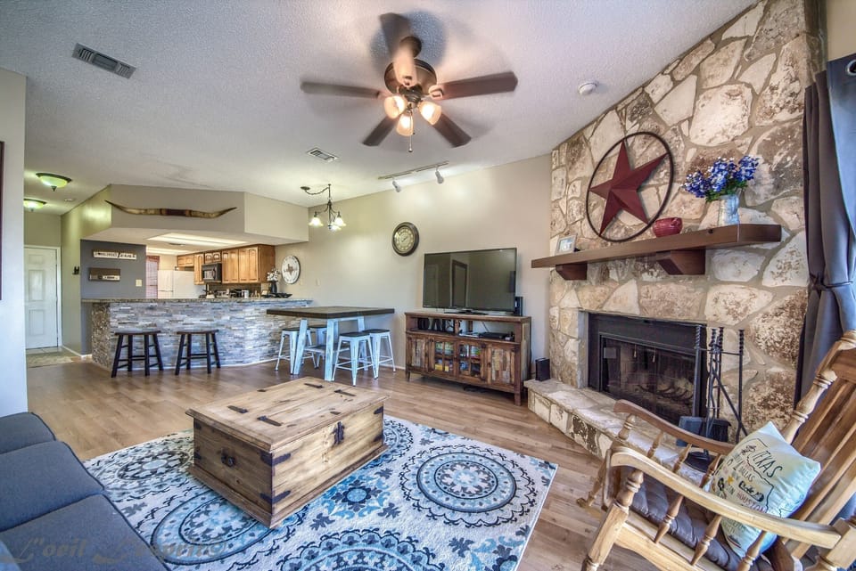 Cozy living room/dining area/kitchen.