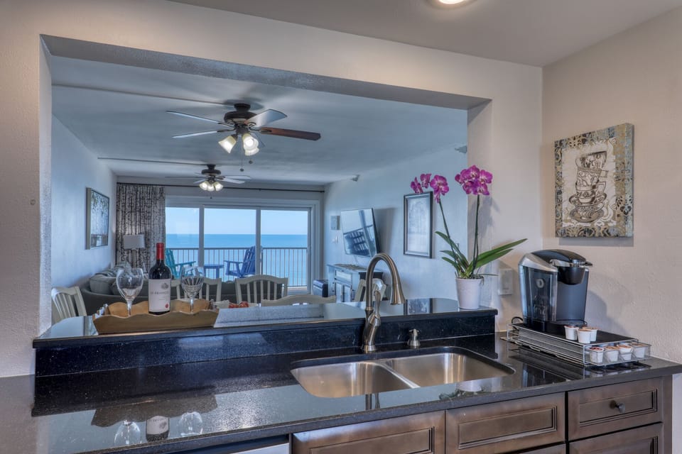 Keurig machine for your enjoyment, granite countertops in kitchen