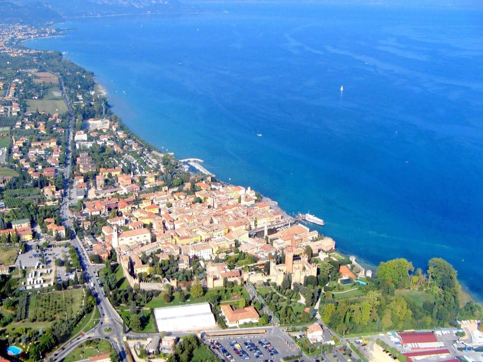 Surroundings [summer] (1-5 km)