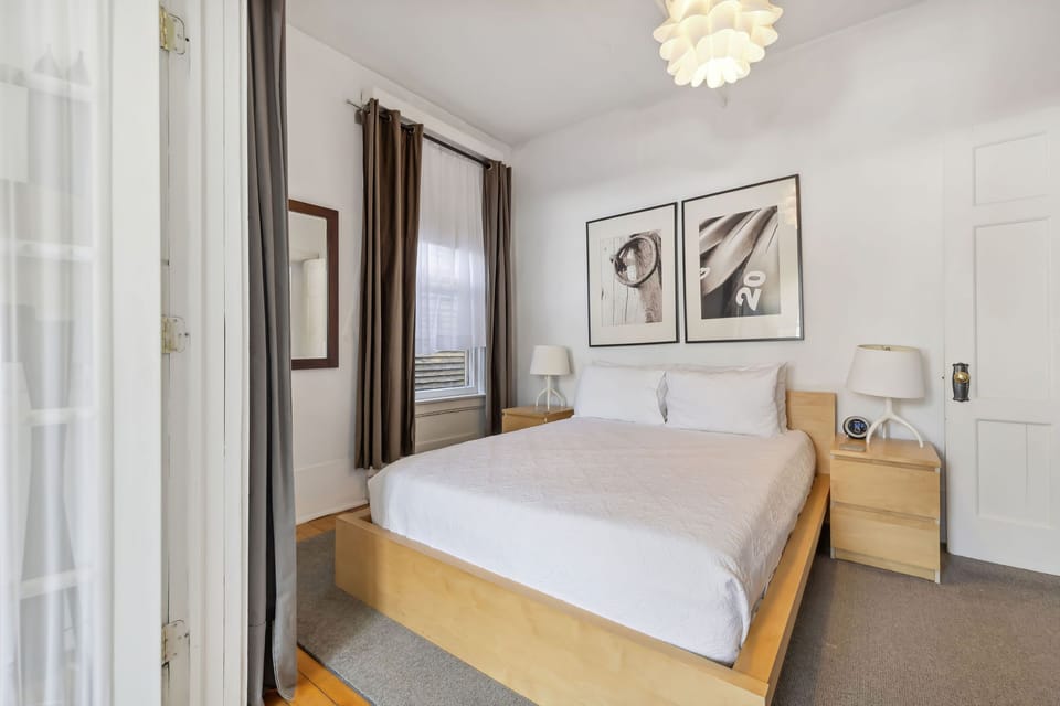 Suite 05-Bedroom