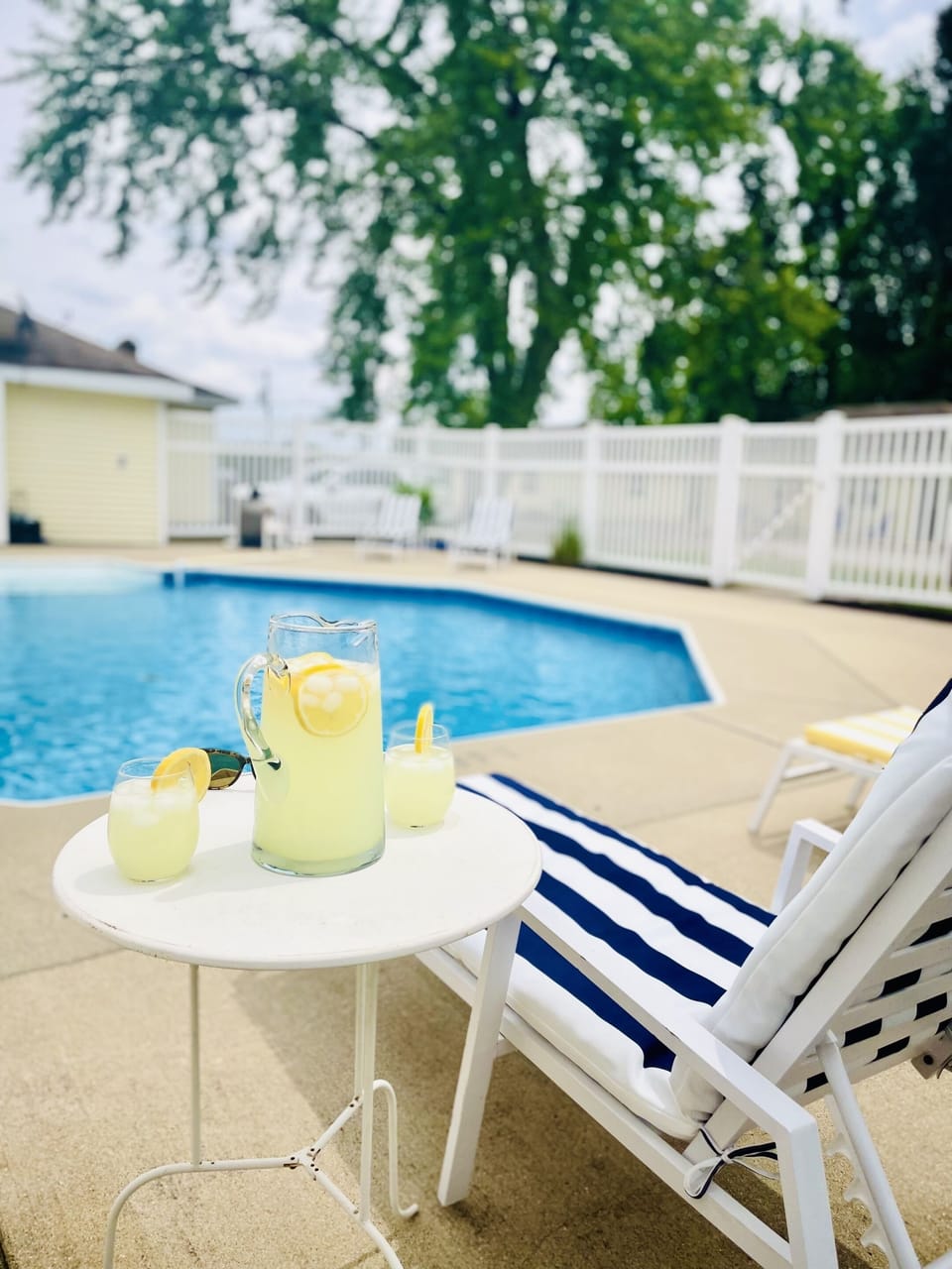 Super Cute Pool