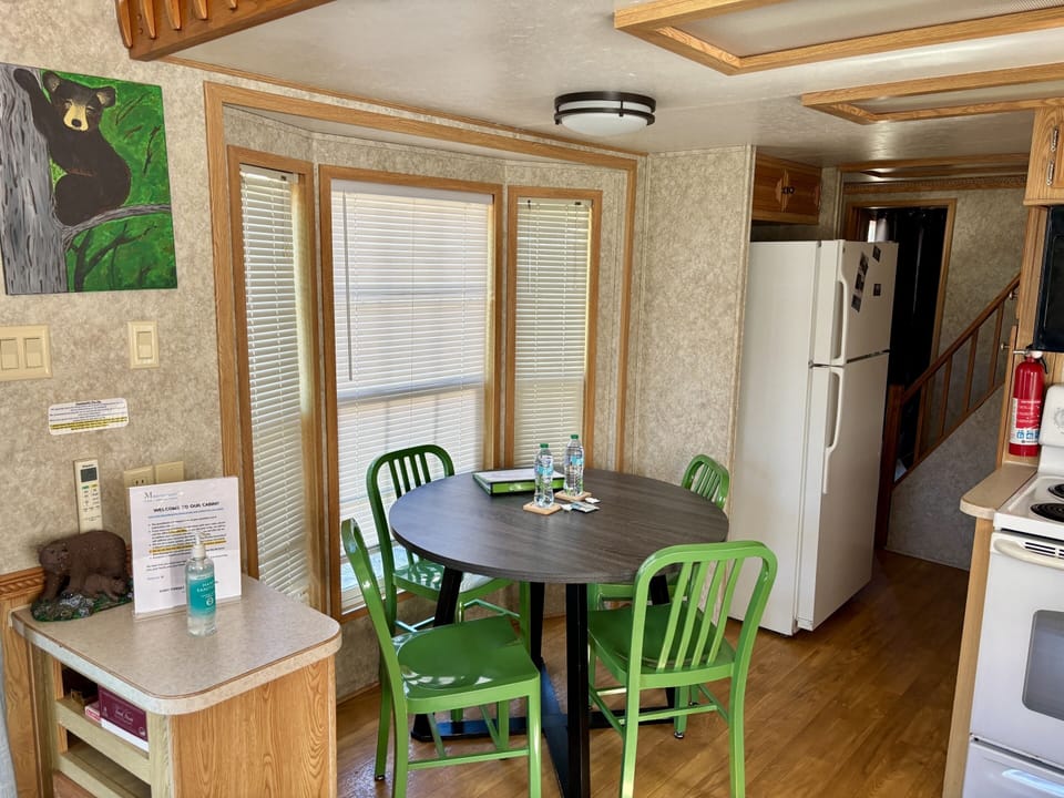 Enjoy the eat-in kitchen or workspace as needed.