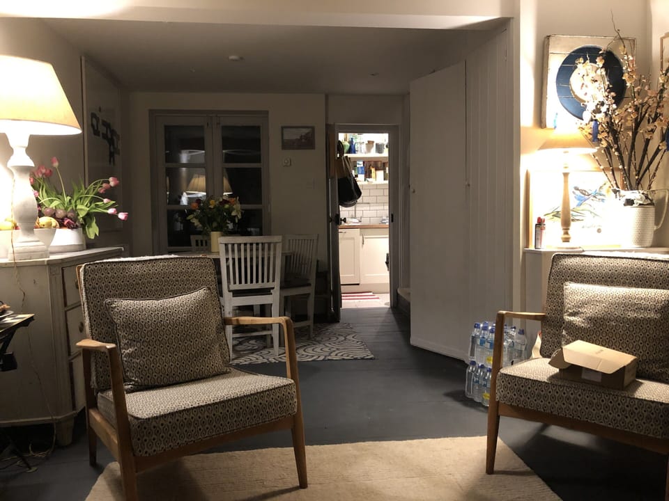Sitting room 