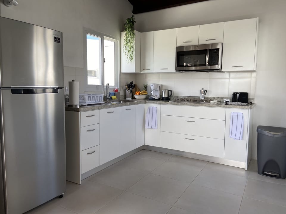 FULL EQUIPPED Kitchen 