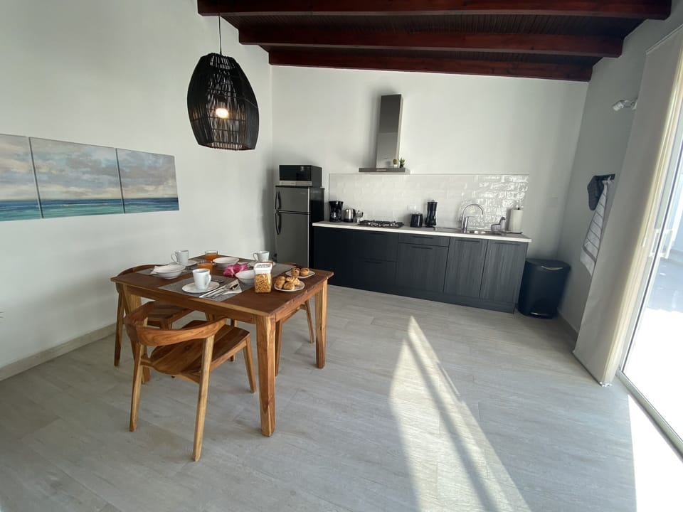 FULL EQUIPPED Kitchen