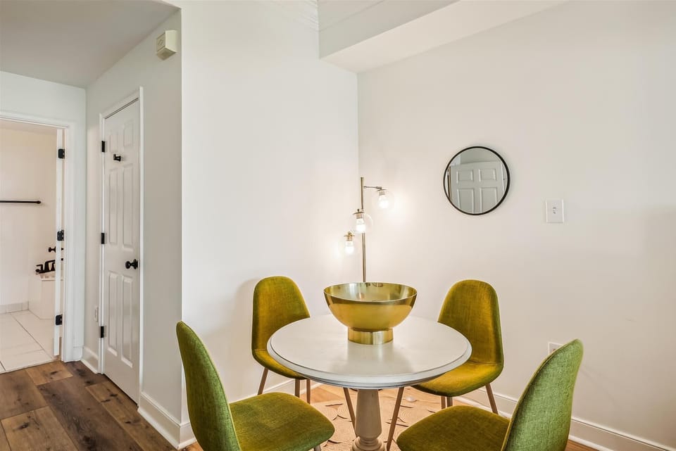 Sitting Area in Guest Room at 3103 SeaCrest