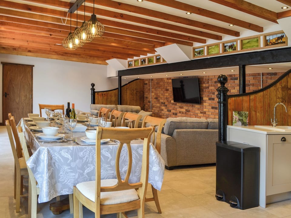 Living room/dining room | The Old Stables - Corporation Farm Cottages, Tickton, near Beverley