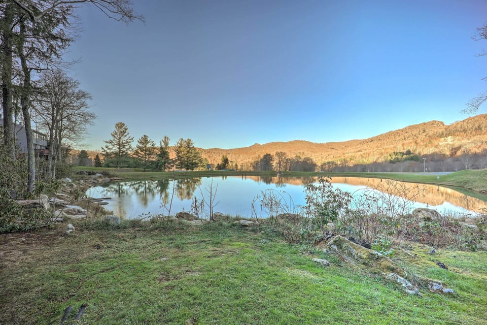 Community Pond (No Activities Available)