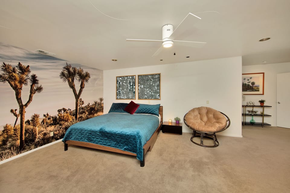 Master suite with Joshua Tree theme,. king bed.