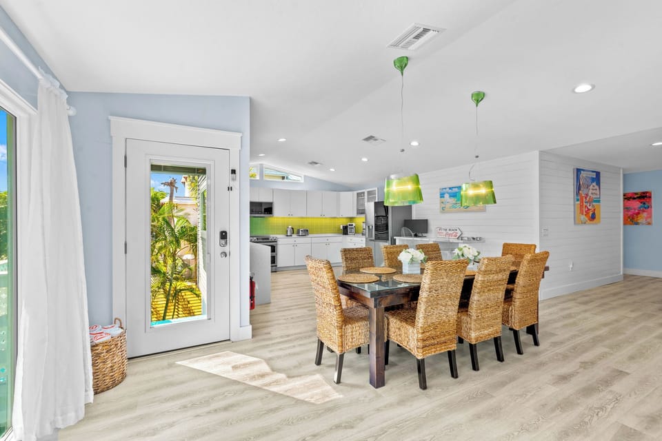 47_714 n shore dr-024