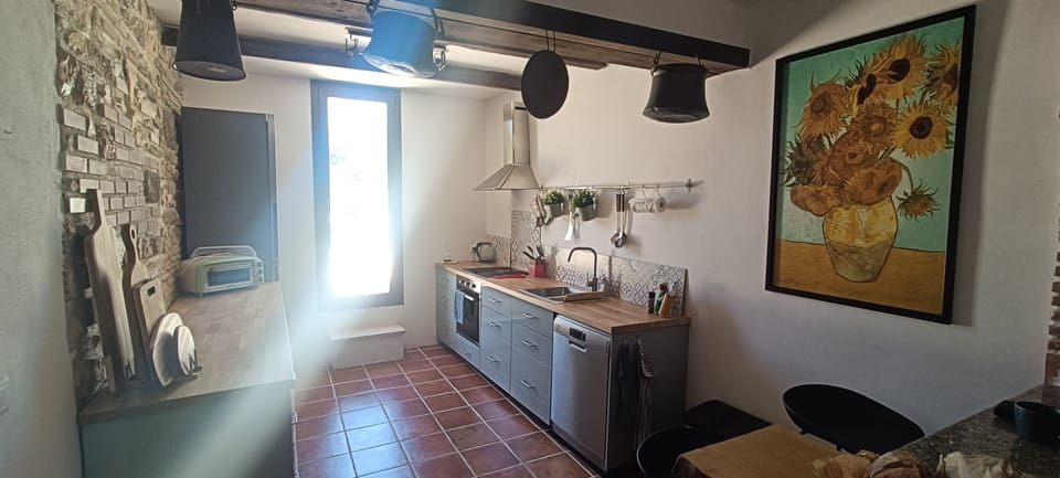 brand new kitchen (installed feb24)