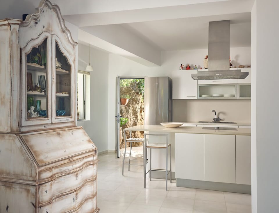 Features a fully equipped kitchen for culinary wonders.