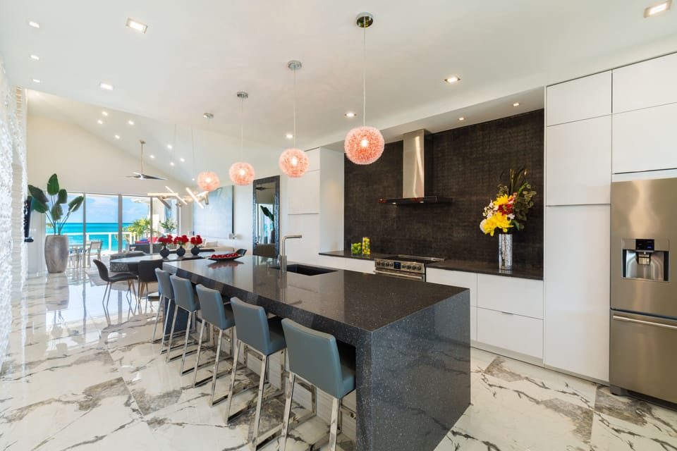 Kitchen Island great for entertaining 