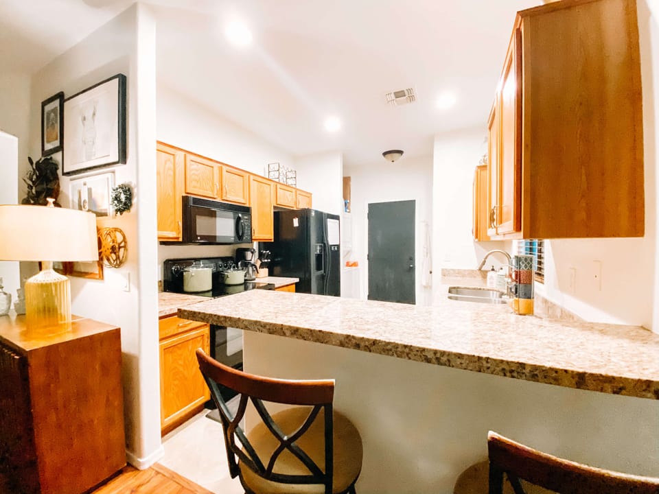 Adorable open concept kitchen and breakfast bar