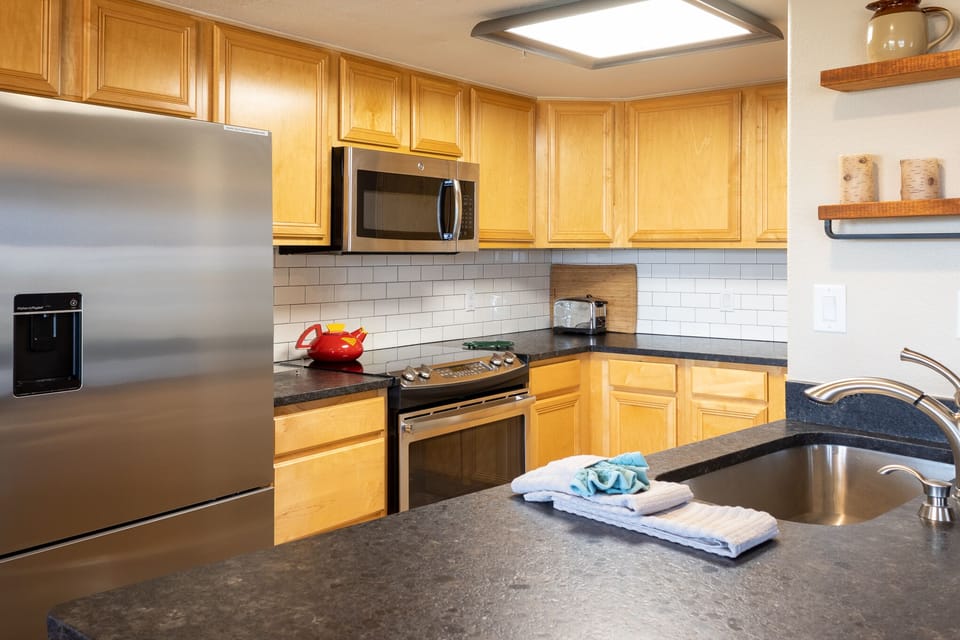Full Kitchen