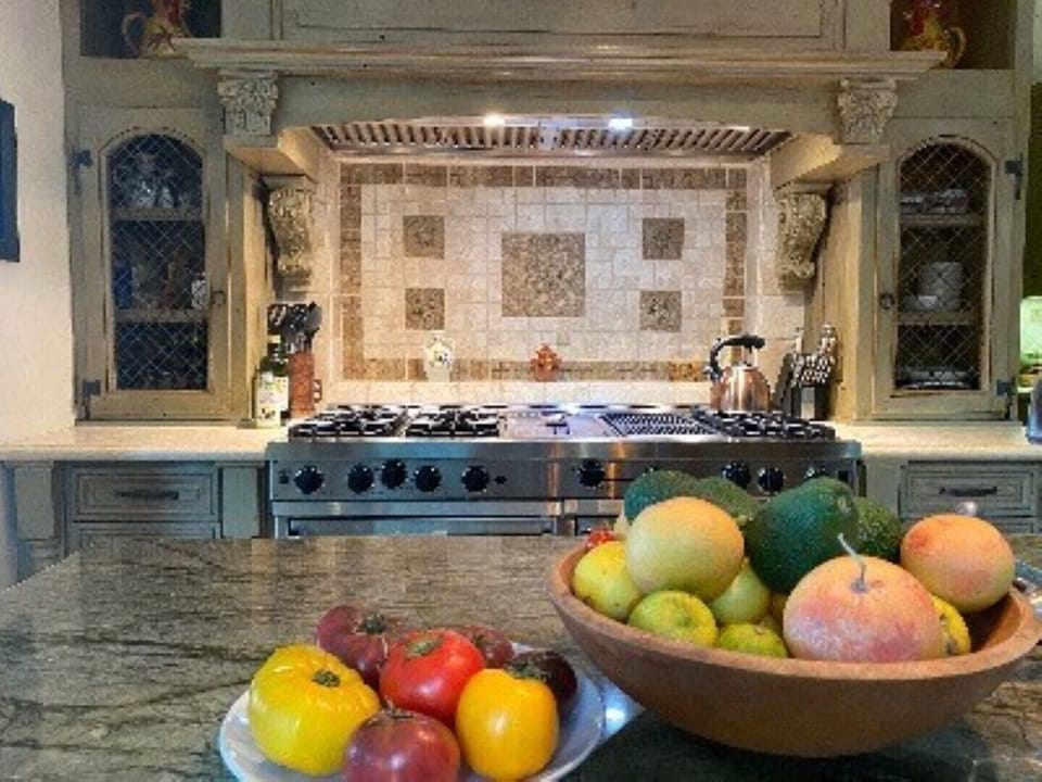 Viking stove, 4 ovens.