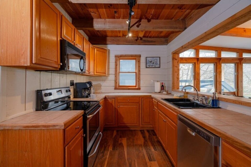 Unit 1 - Kitchen