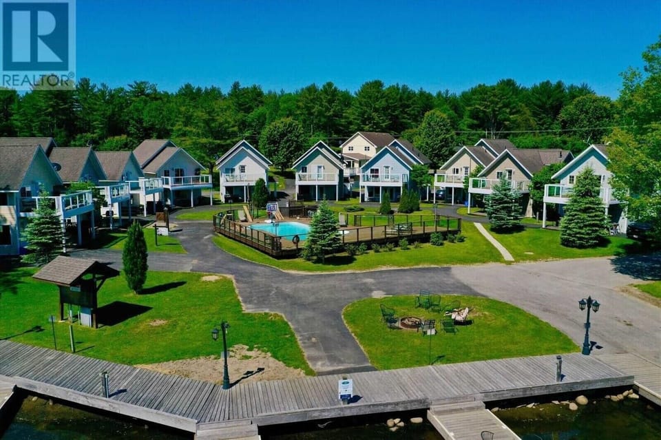 A view of all the villas on the compound