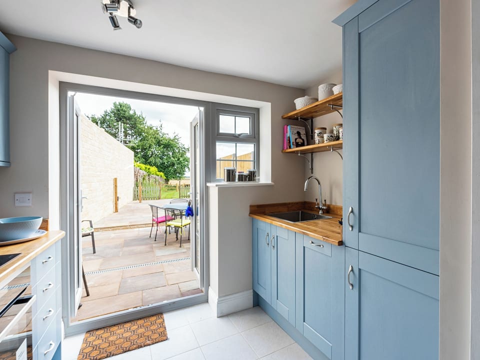 Kitchen | Red Kite Cottage, Stamford, near Easton-on-the-Hill
