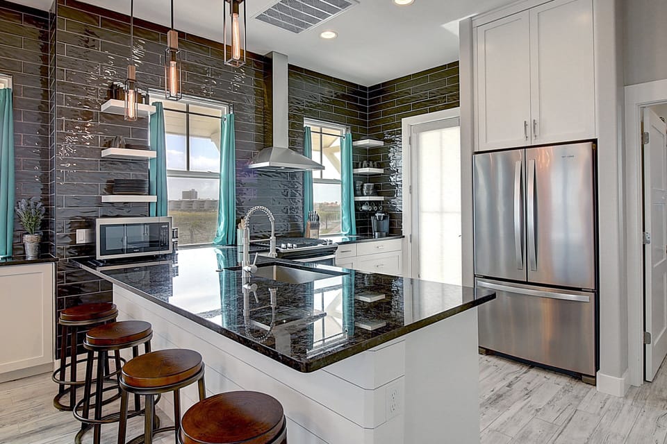Kitchen, 2nd Floor